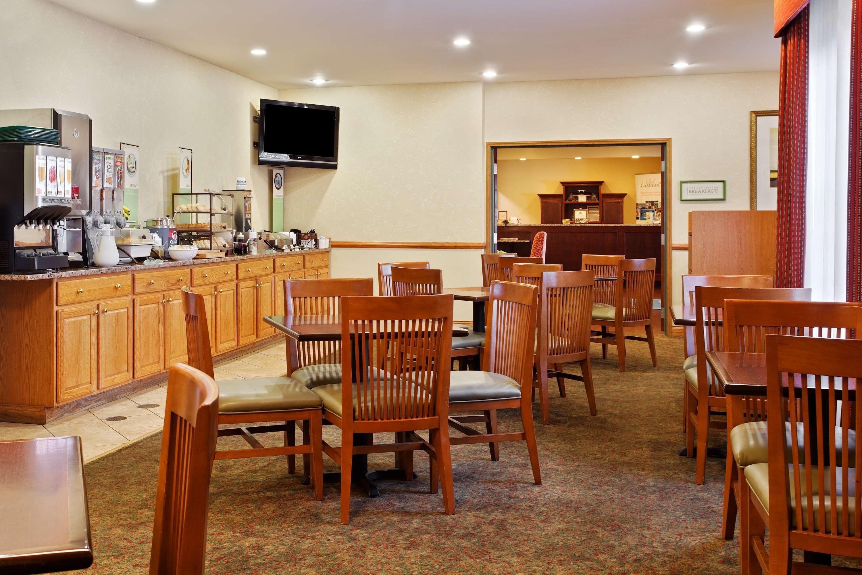 Country Inn & Suites By Radisson, Elgin, Il Restaurant photo